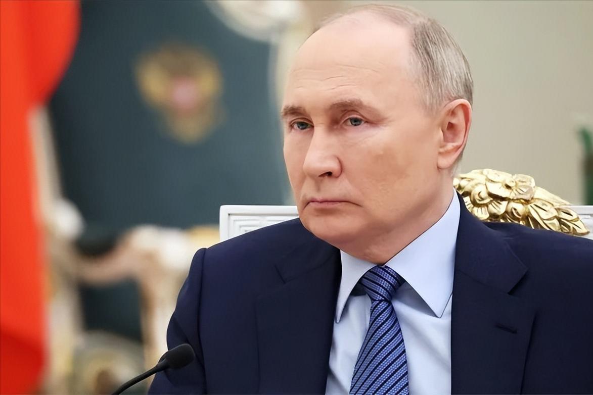 哈梅内伊一死，俄罗斯的天塌了！两个问题，普京不得不面对。
 
第一个问题，以色列