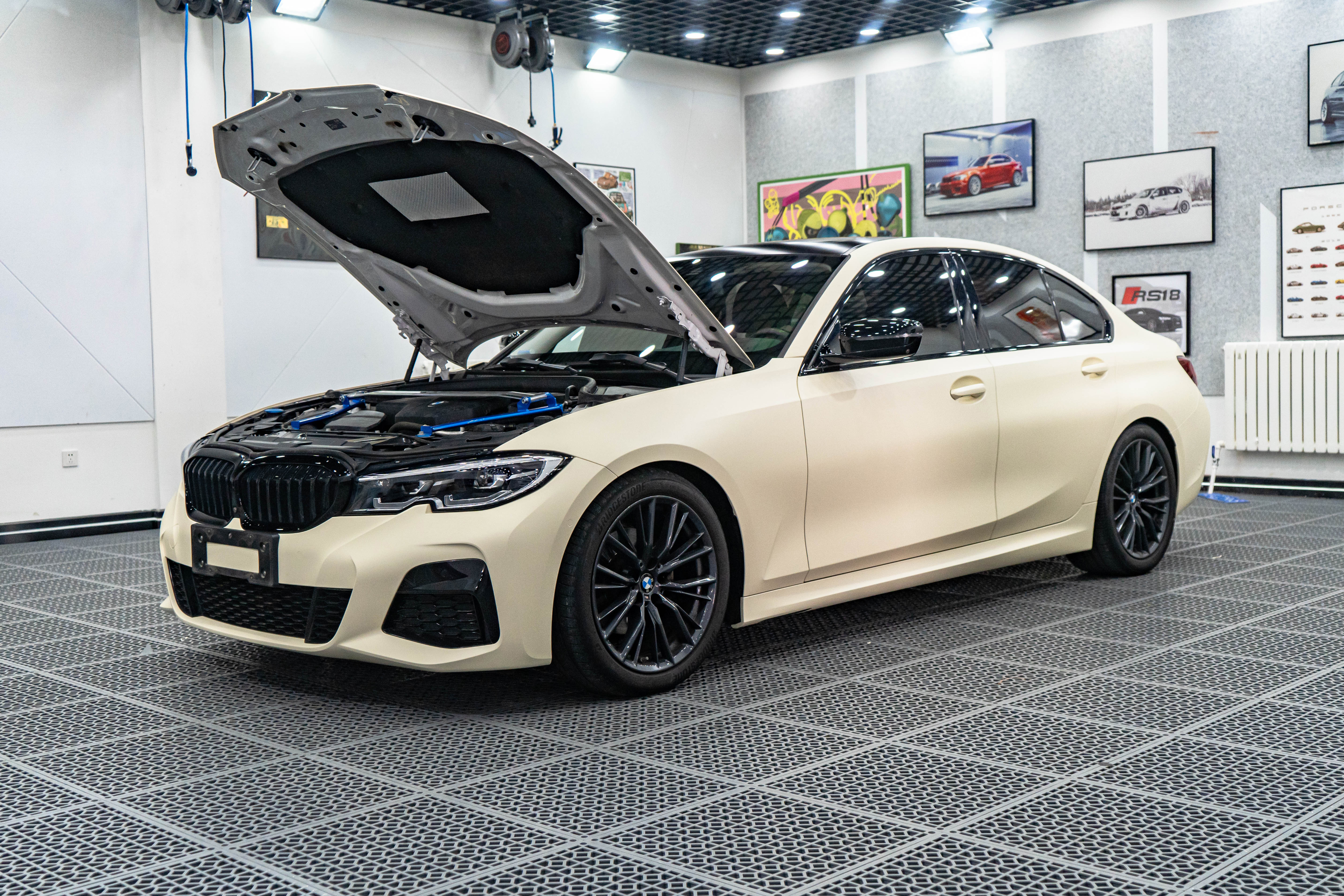 BMW 3系 整车改色Ax哑光沙漠黄很多人都问我岳子你那还能贴改色不你咋不发啊一