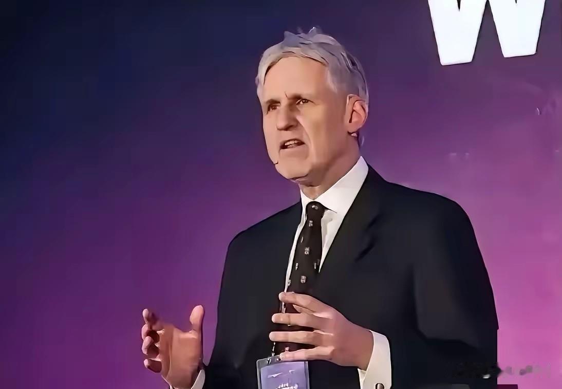 最近网上有个挺有意思的讨论，说要是中日真擦枪走火，咱们中国人怕是连征兵处都不用设