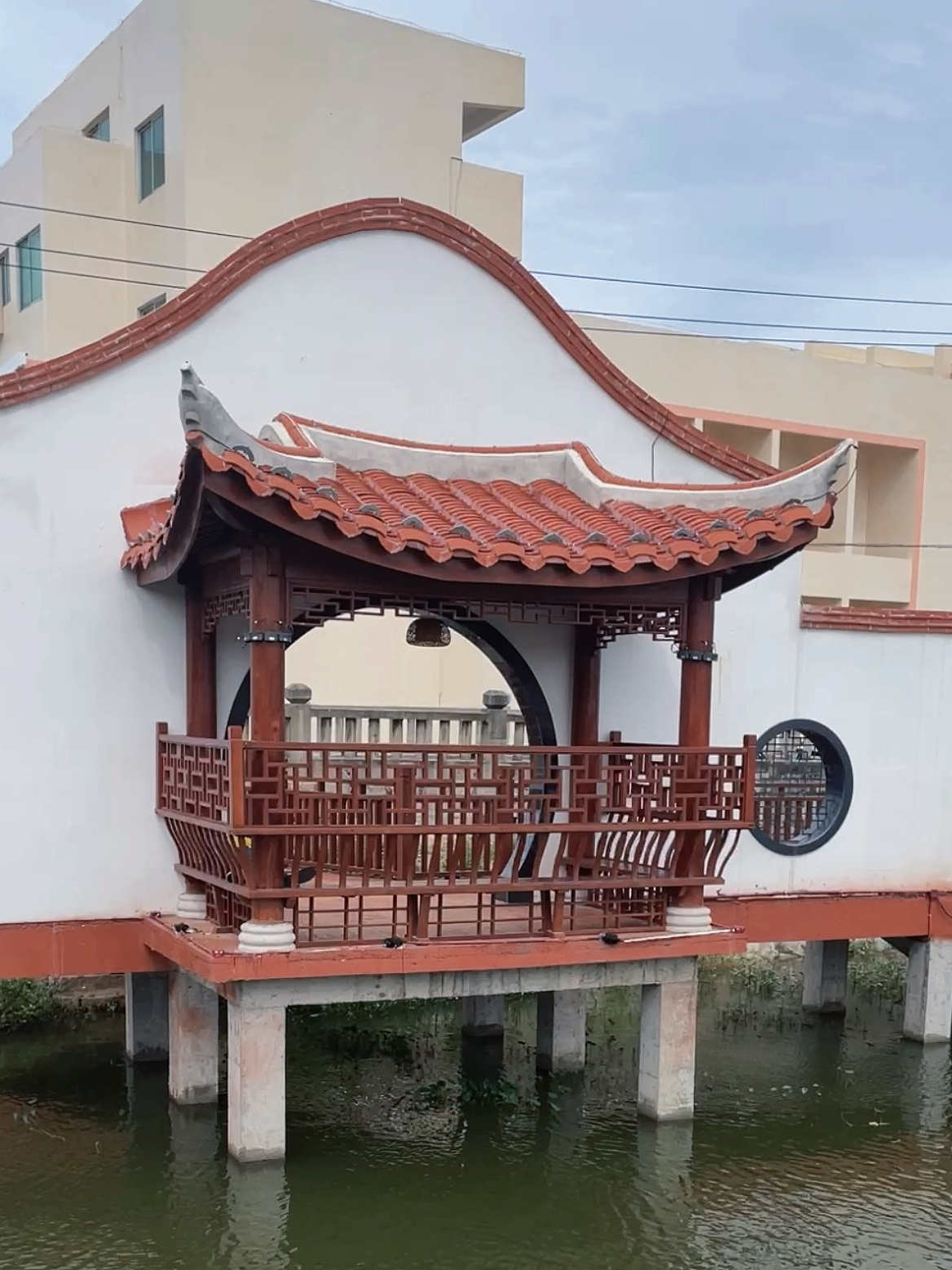 每日一善[超话]  做从未做的事，叫成长;做不愿做的事，叫改变;做不敢做的事，叫