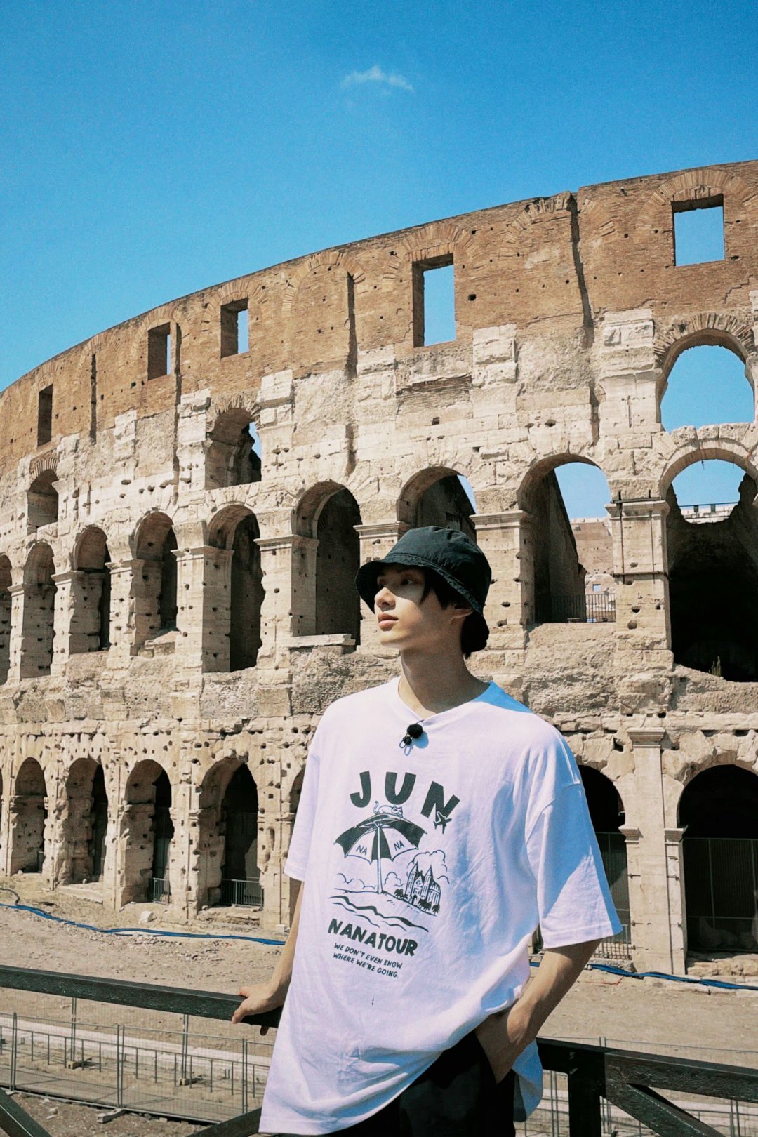 #文俊辉罗马随拍##文俊辉罗马游客照# 文俊辉罗马游客照，清爽男大！ ​​​