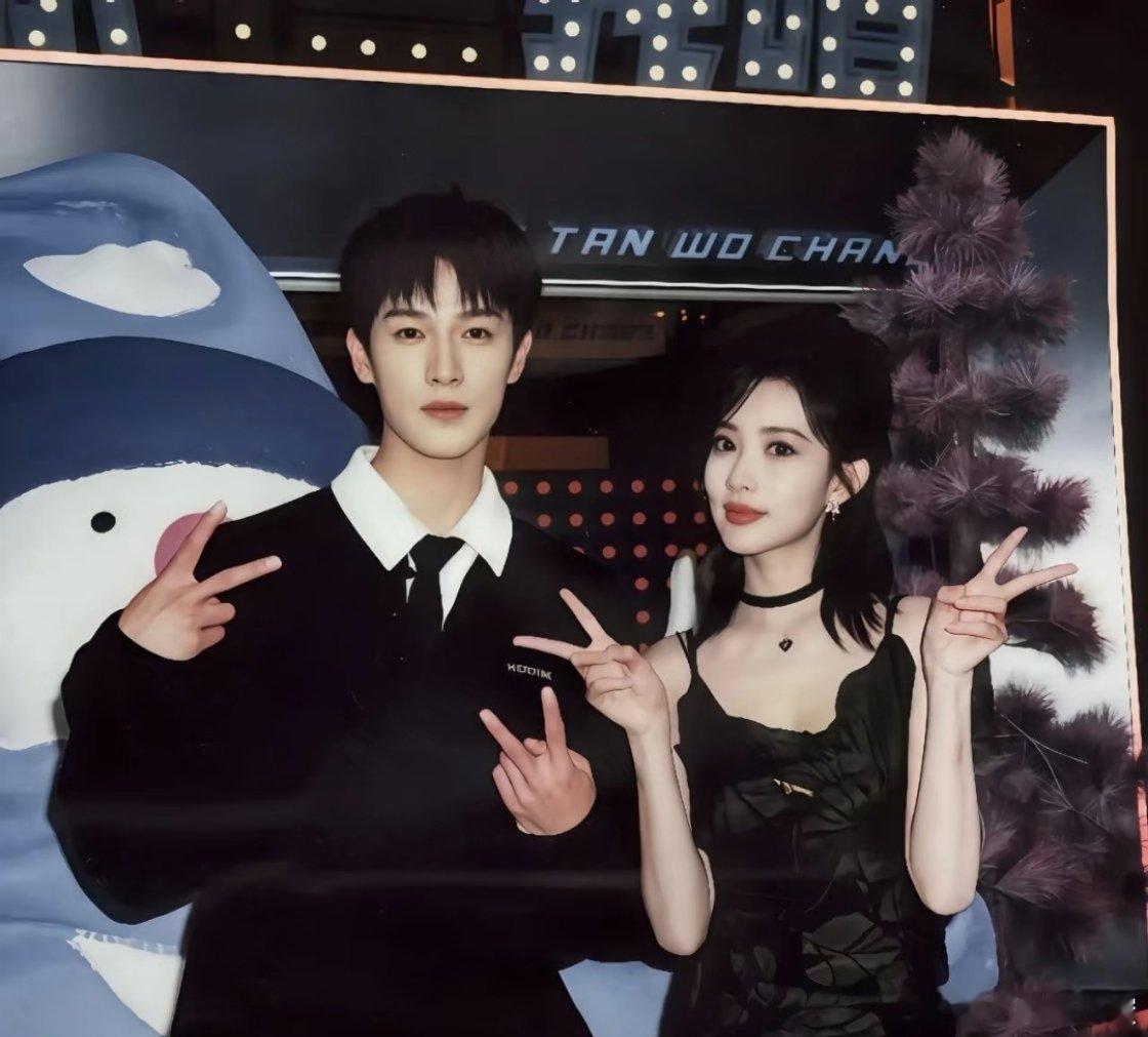 孟子义李昀锐下定决心拆cp的原因孟子义和李昀锐拆CP，本质是商业策略调整。两人靠