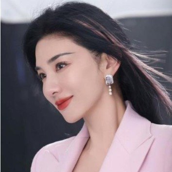 #黄奕自认人生谷底是结婚#她的人生谷底是遇到黄毅清 ​​​