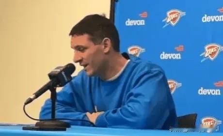 NBA常规赛，雷霆120-122不敌热火。

本场过后，雷霆战绩来到35胜8负。