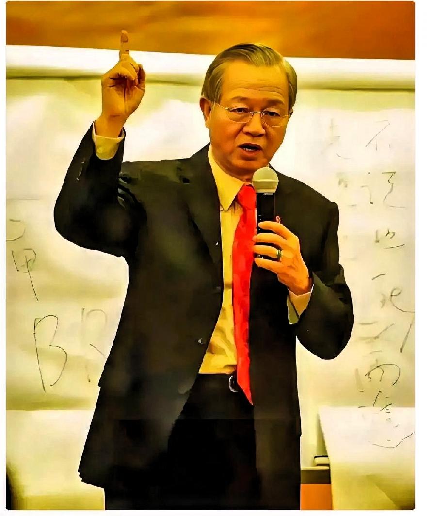 曾仕强：
中国每700年兴盛一次，
下一次盛世，
就在2044年

这个观点是有