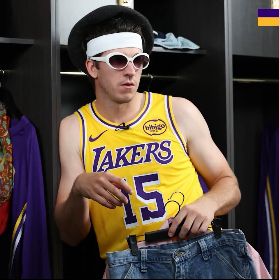 里夫斯预计将在周六湖人客场对阵奇才的比赛中复出。 终于要回来了！里夫斯湖人国度