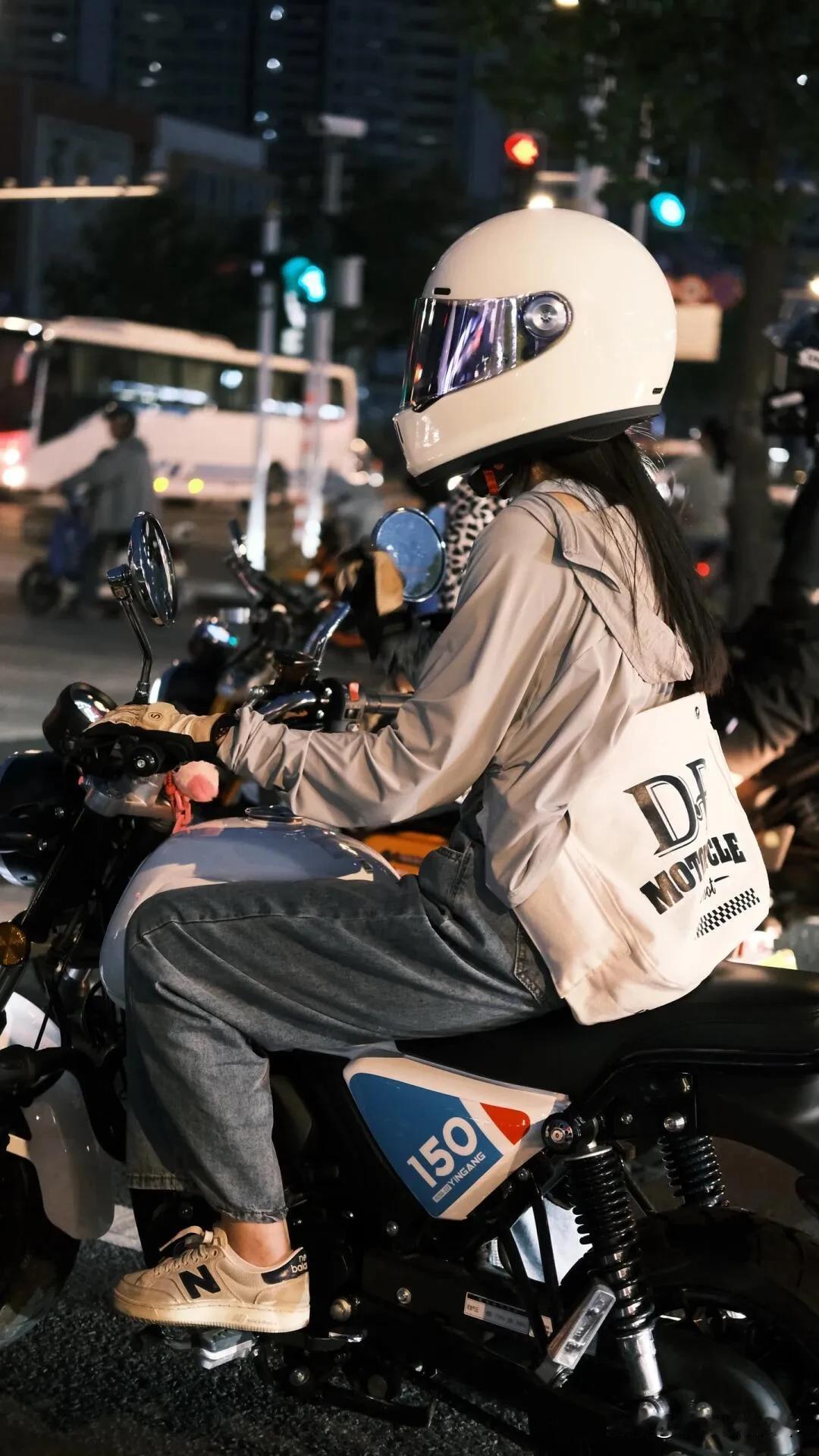 骑行，遇见更好的自己。#银钢摩托SuperMini#