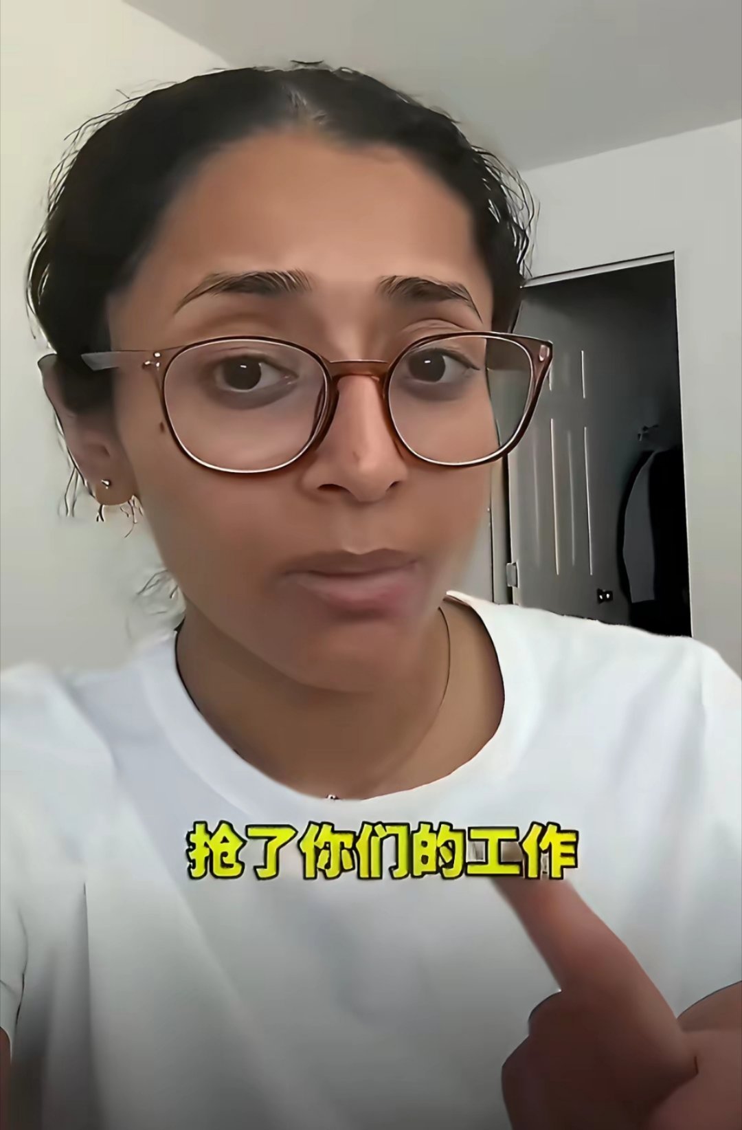 一个印度女子想不明白印度人为啥被歧视？ 