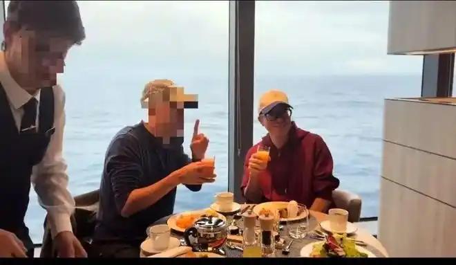 俞敏洪南极旅游翻车，老板与员工到底谁欠谁？
新东方俞敏洪32周年庆，发了个南极内