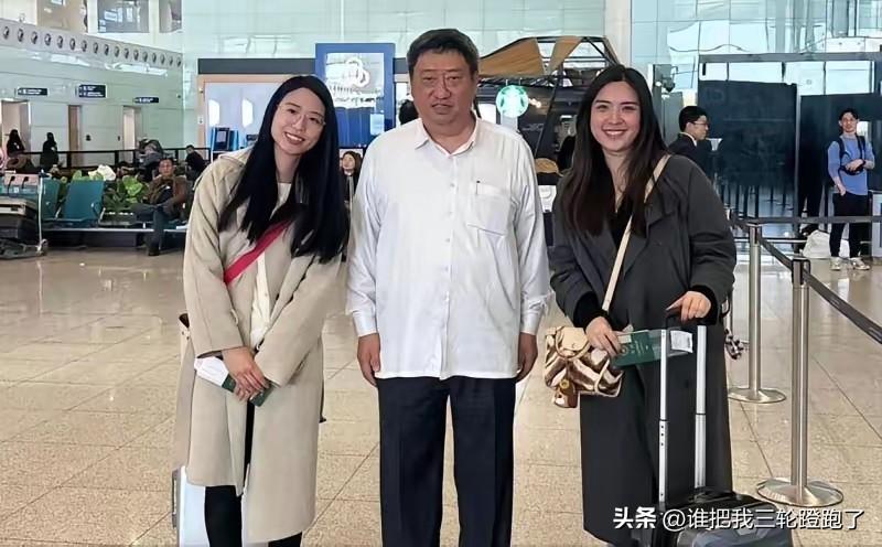 台外事部门的双标丑态令人作呕。

外媒3月14日晚报道：“中东战火持续，两名在巴