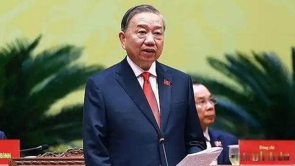 隔壁那靴子看着是落地了，可我瞅着，这哪是尘埃落定，分明是新的博弈刚开场！
 
说