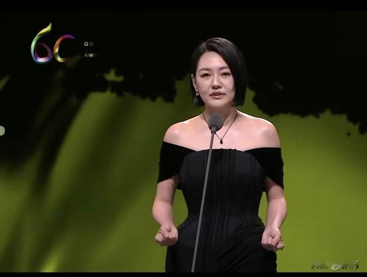 大S走后，老公具俊晔每天都要给老婆画一张像，真是情深啊。
小S都被姐夫感动了，说