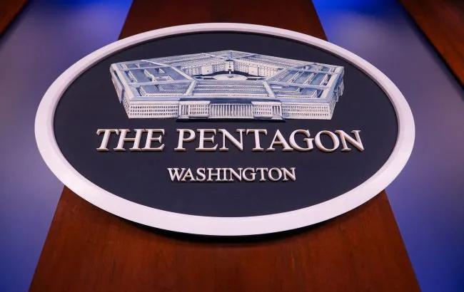 美国对同时提供军事援助给乌克兰和以色列的可能性感到担忧，CNN报道。
五角大楼对