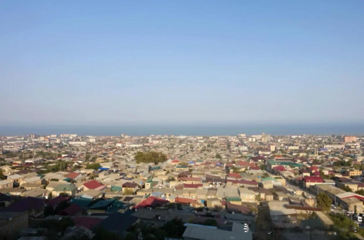 地图上看像俄罗斯最南端，其实不是：图们江口背后，是中国失去的日本海

打开地图，
