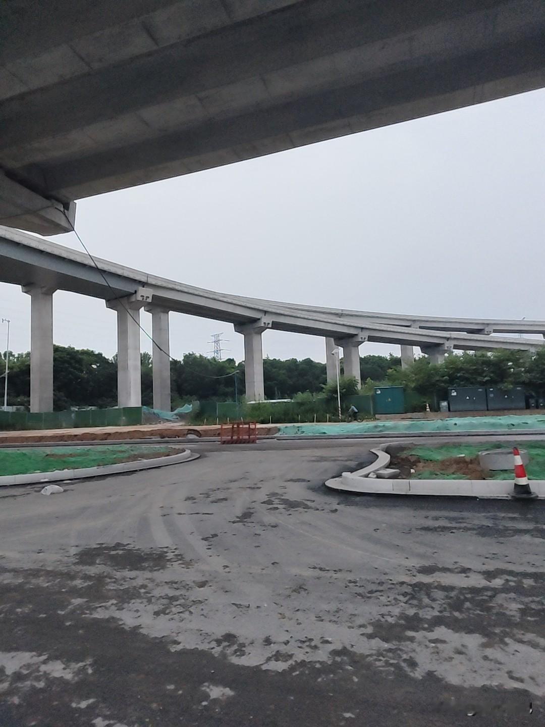 宿迁高架崛起，宿迁大道，十月一号正式通车，高架快速路实现闭环.。