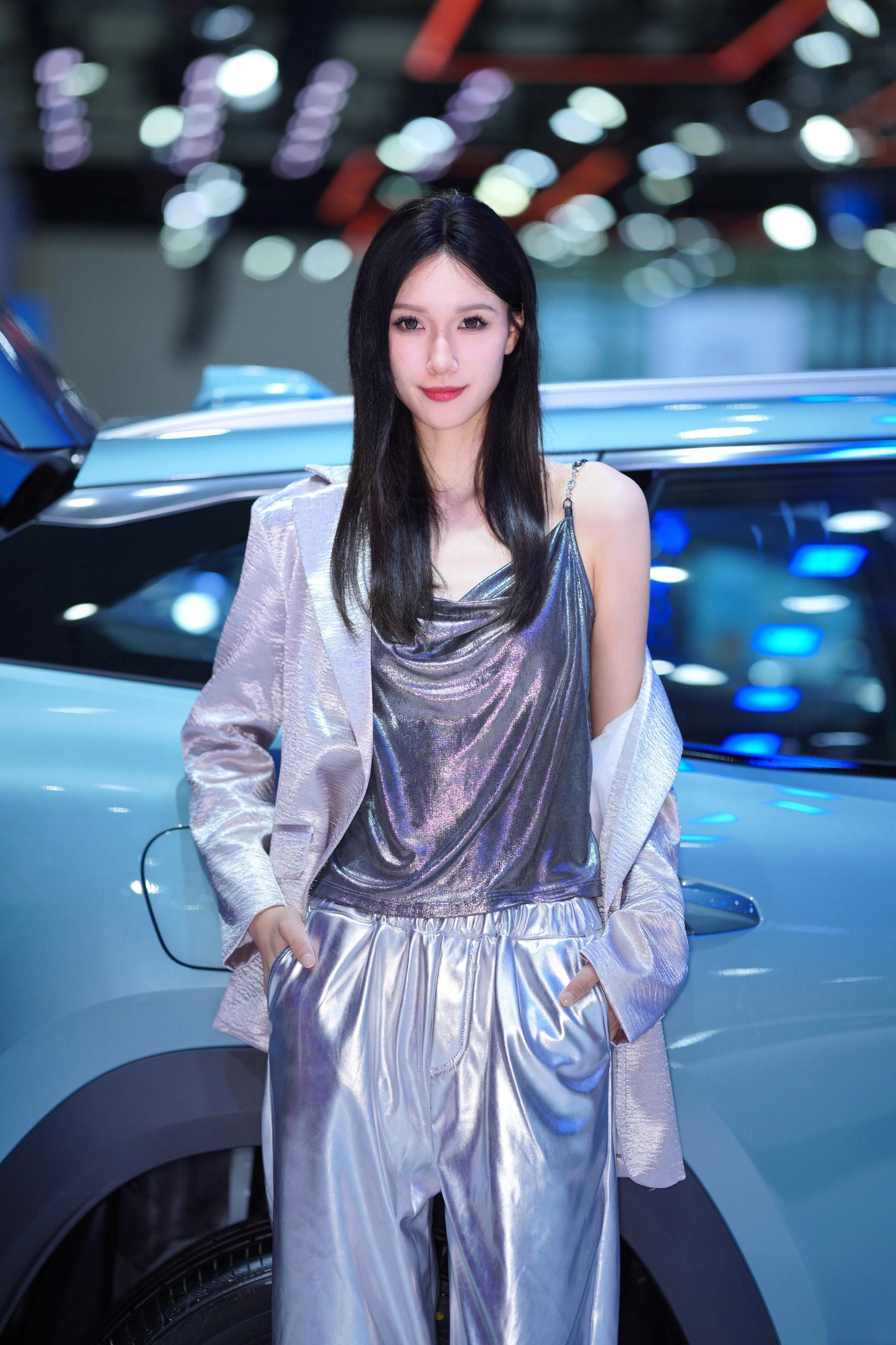 车模小姐姐 ​​​