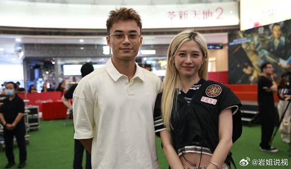 黎耀祥、龚嘉欣等主演的电视剧《香港探秘地图》，孔德贤扮演的毕鸣十分圈粉。不仅人长