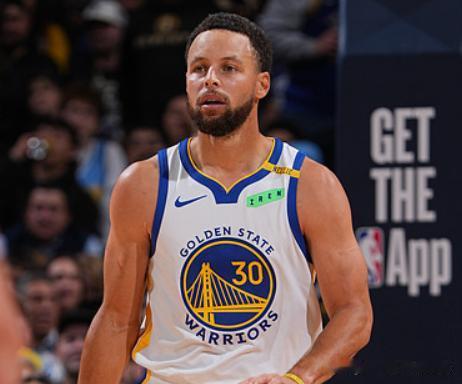 拦不住了！库里次节5记三分单节狂砍17分，这是又要一波流带走？

NBA常规赛勇