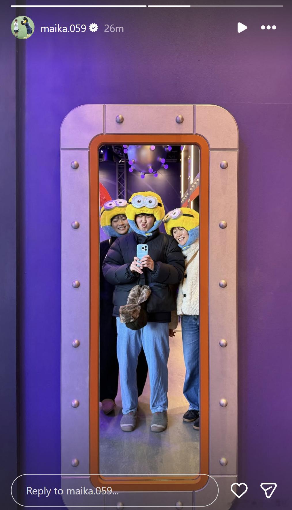 浜野、塔子、小山。圣诞节即儿童节。