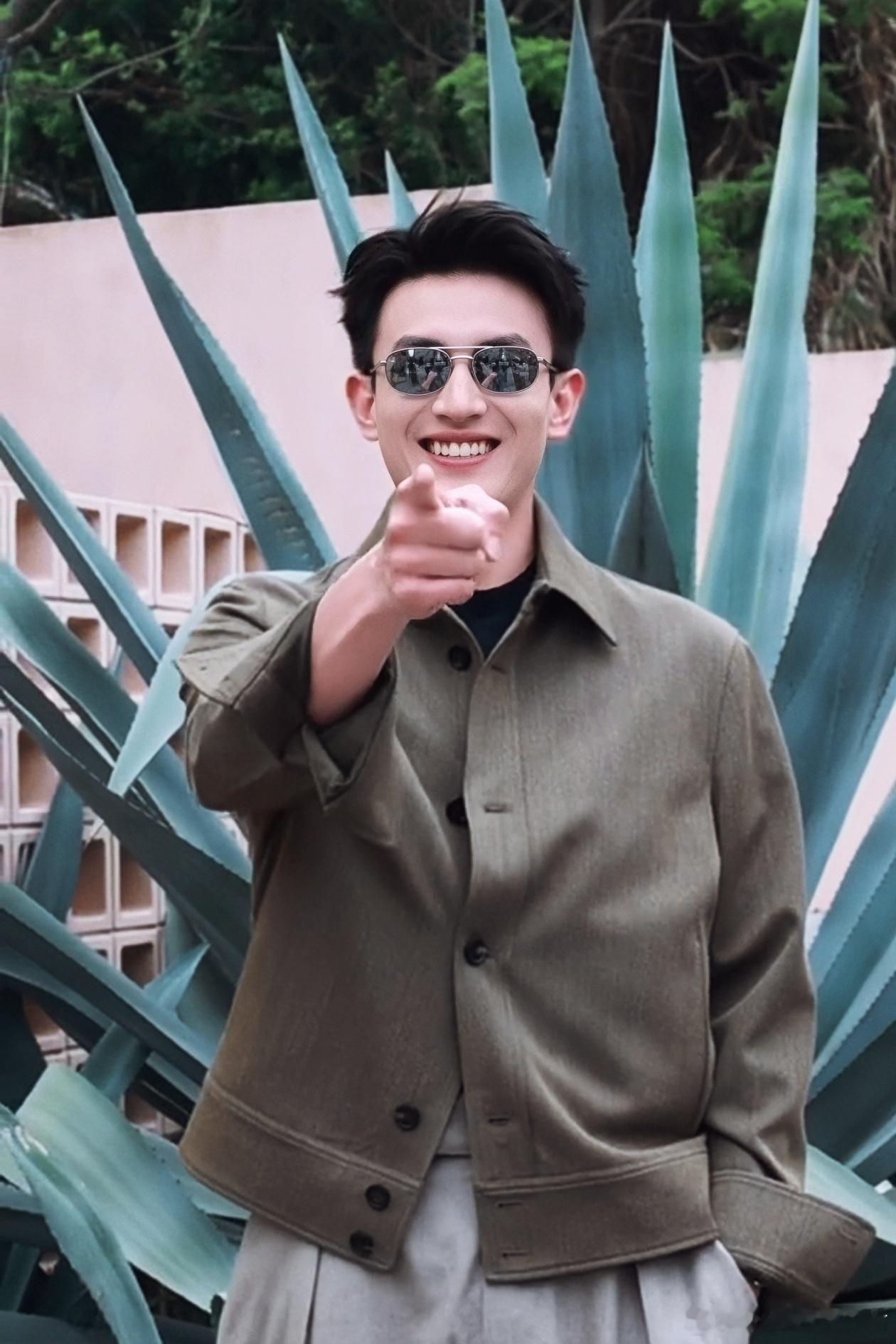 守得云开见月明希望你永远笑的这么开心