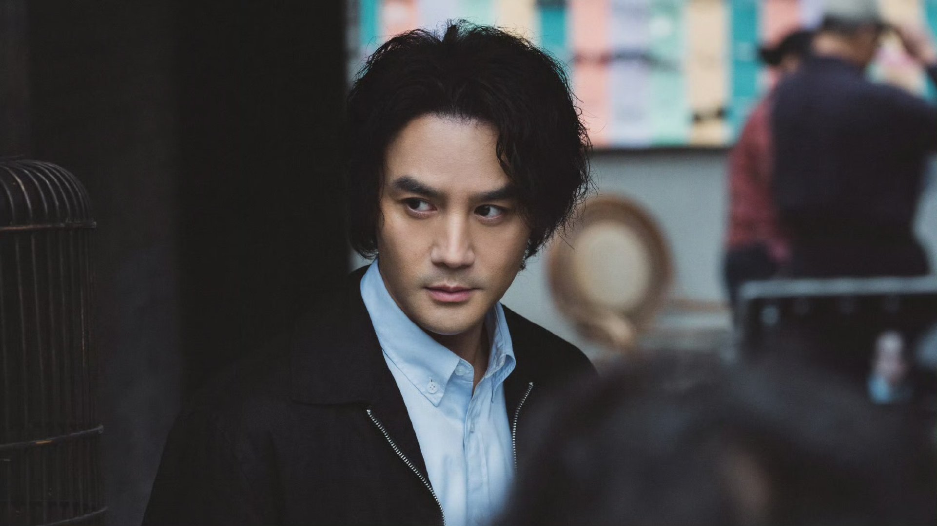 王凯马憩将迎来怎样的变局王凯马憩结识关键人物王凯饰演的马憩遇上关键人物，新线索正