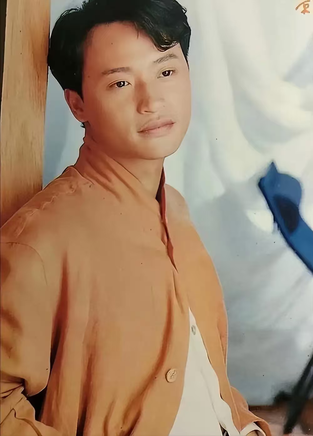 陈志朋被好友坑骗三分之二资产善良没有锋芒，就是任人宰割。陈志朋因轻信损失惨重，让