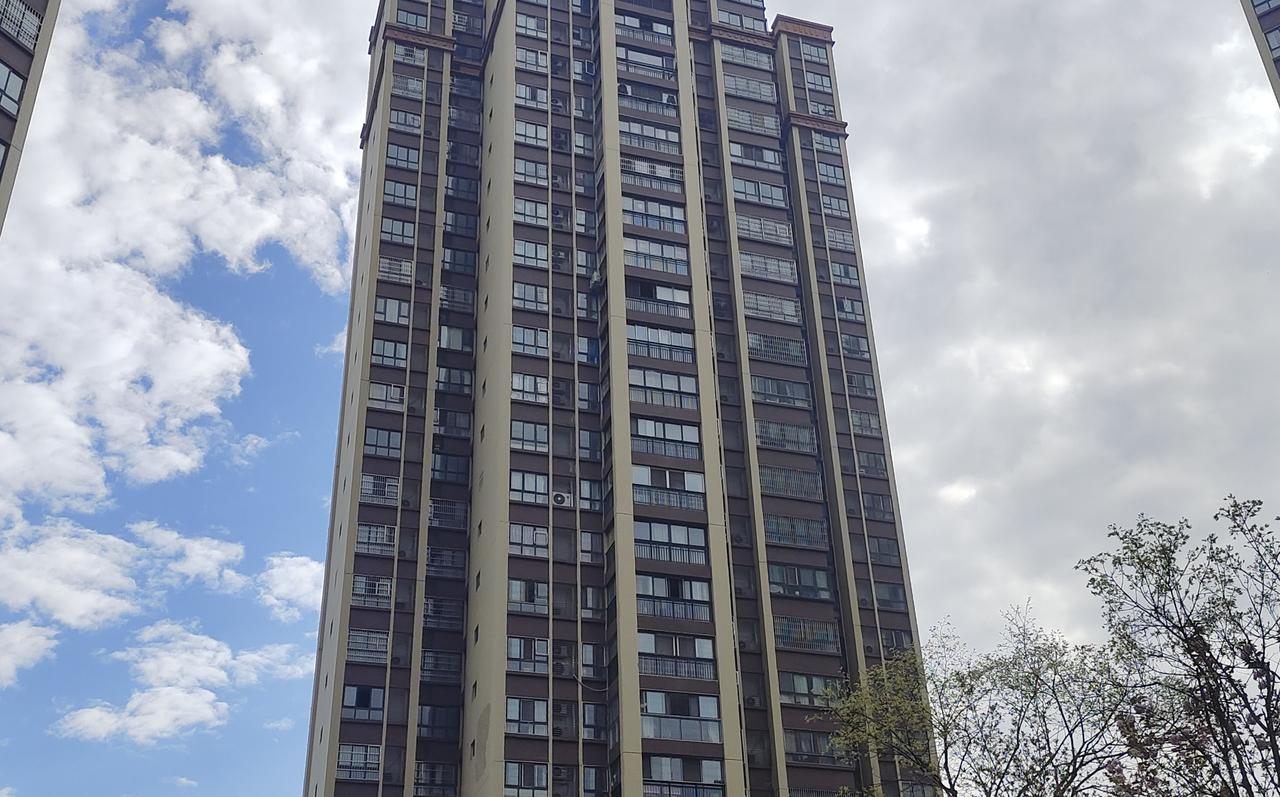 一半是晴天，一半是阴天，一半是快乐，一半是忧愁！