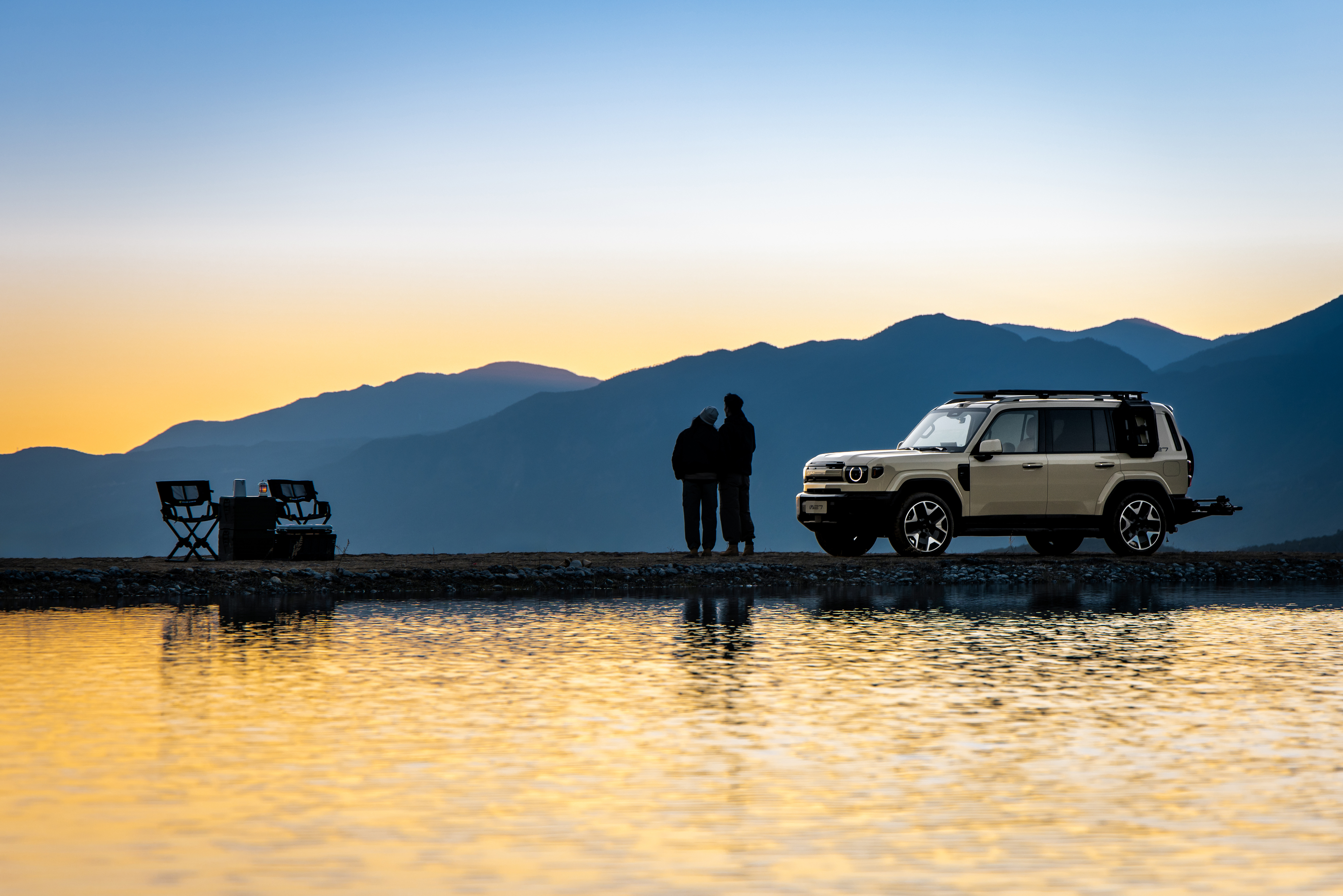 还有10天（也就是3月13日）iCAR V27定档上市，这个增程+颜值大方盒子的