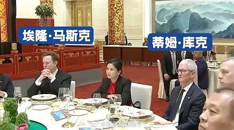 未来出海，拼的不再是低价。2007年，乔布斯临时要求把iPhone的塑料屏换成超