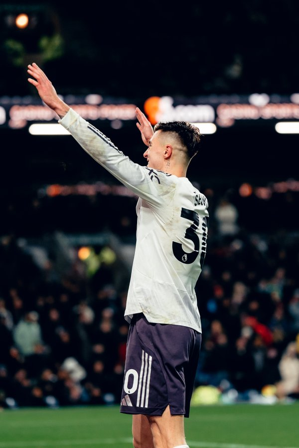 弗莱彻谈到塞斯科时说：“我真为他高兴。昨天我和他聊了聊，我们给他看了他之前的跑位