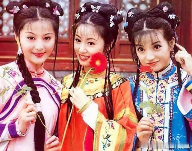 还珠四美，晴格格亦在其中  忆还珠经典，四位佳人各展风华。晴儿温婉灵秀，才情出众