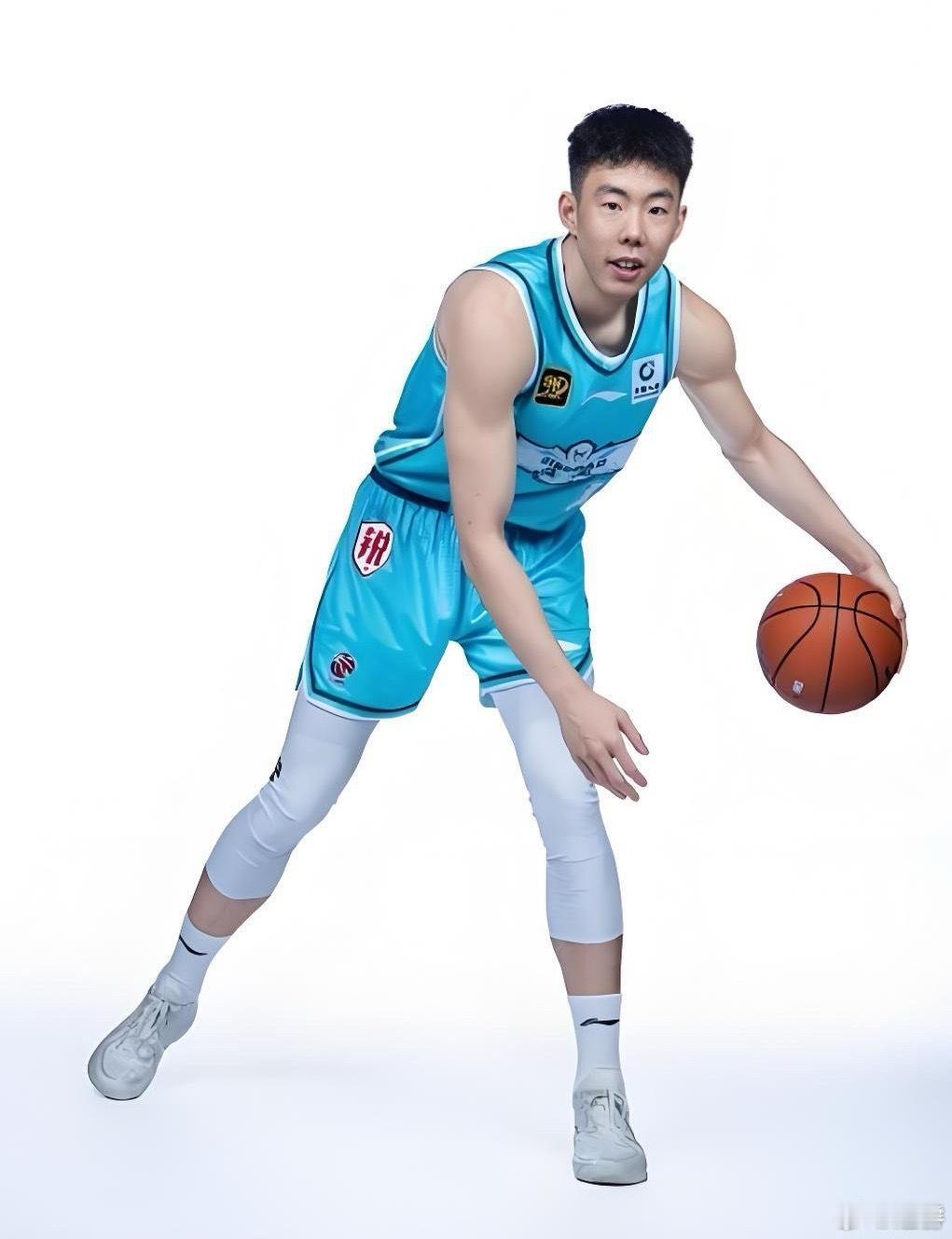 他还能一直准？此时石景山区体感温度-2摄氏度，青岛队三分球全场29中15命中率5