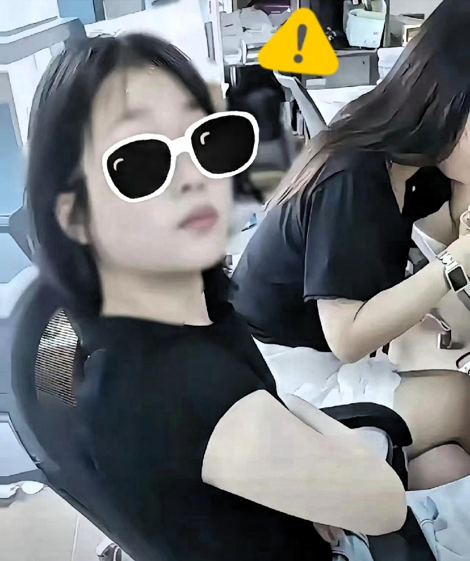 杭州那个白嫖外卖的姑娘，此刻怕是恨透了她老板。本该赔付八十元、致歉即可平息的微澜