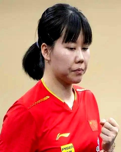 你敢信？上周陈熠4-0横扫陈幸同，这周陈幸同3-2绝杀拿伦敦世乒赛直通票！
上