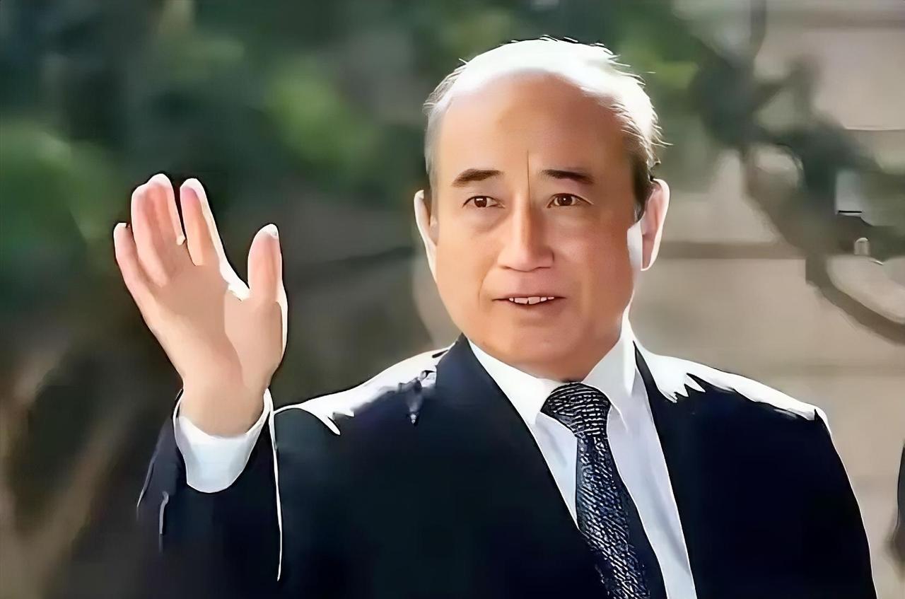 7月3日凌晨，国民党大佬王金平罕见直播发声！
全程电台实时连线、即兴口播，没有通