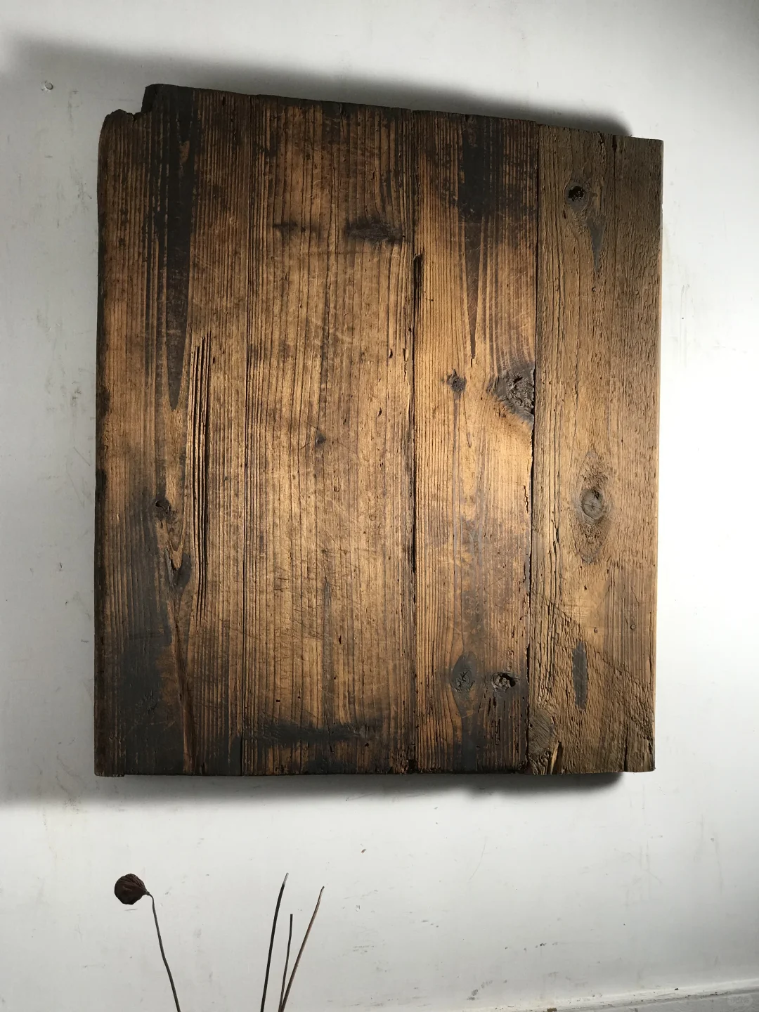 老杉木板，风化沟壑纹理；美食摄影造景道具。