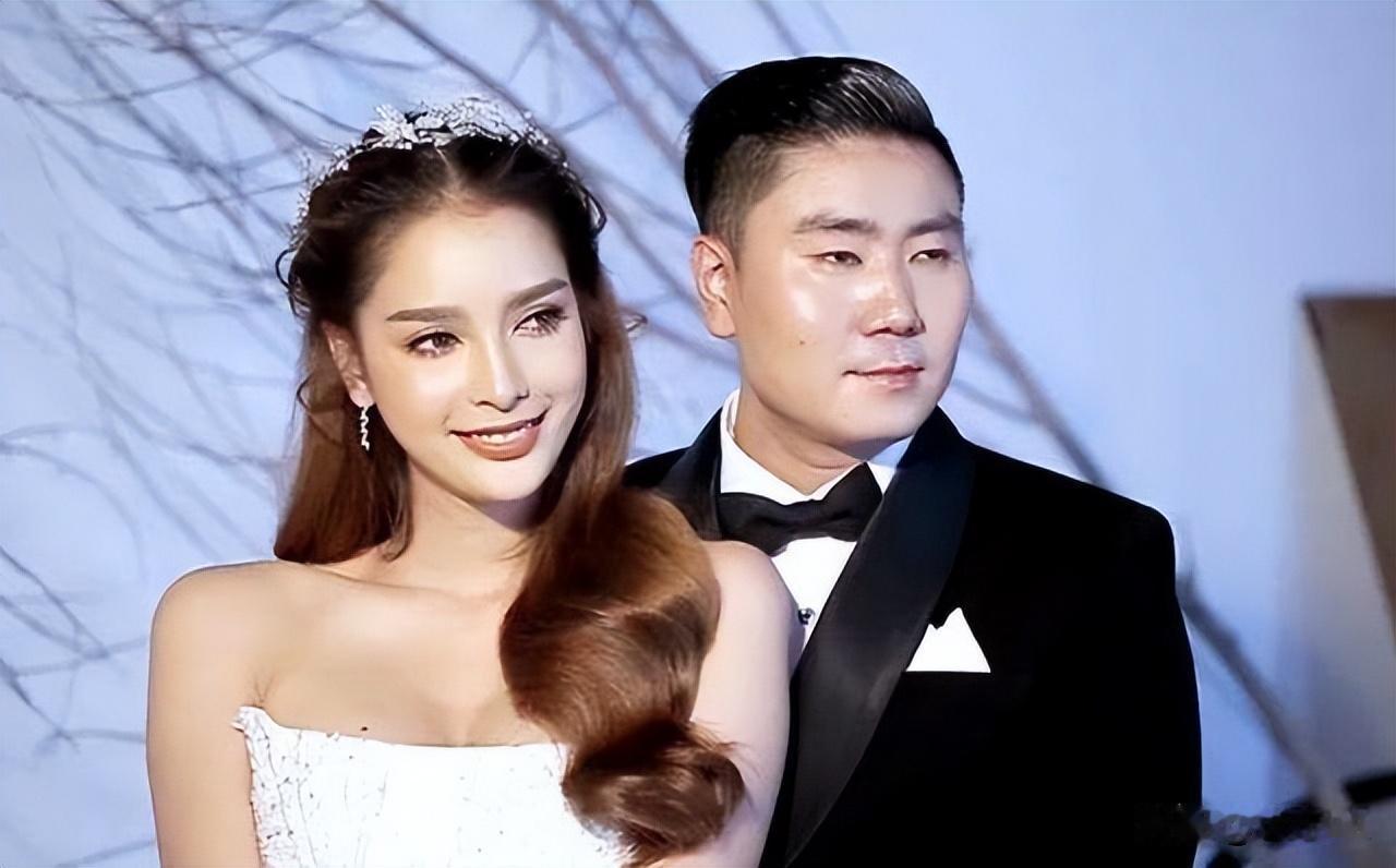 9年前，北京爷们儿鲍玺不顾亲戚反对，和泰国“最美变性人”妮莎结婚，如今自爆：在5