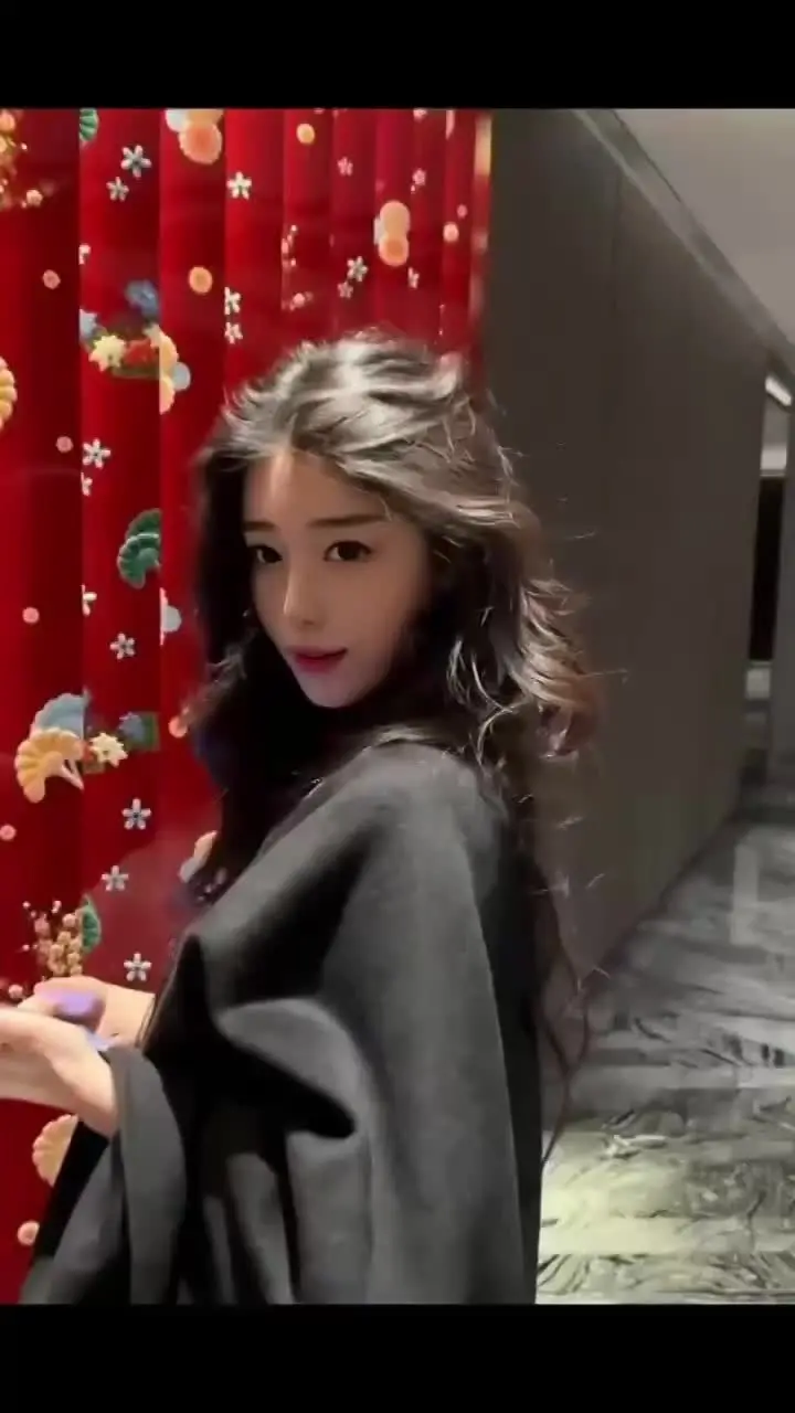 缘分跟冰块一样 握在手里就会化掉