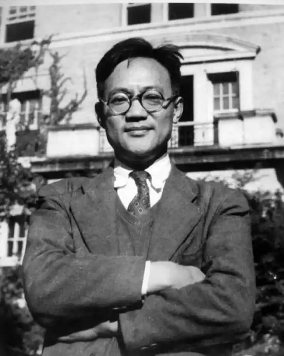 一位长寿老人说：
“千万不要盼着自己活到100岁，也不必活到90岁以上，到了那个