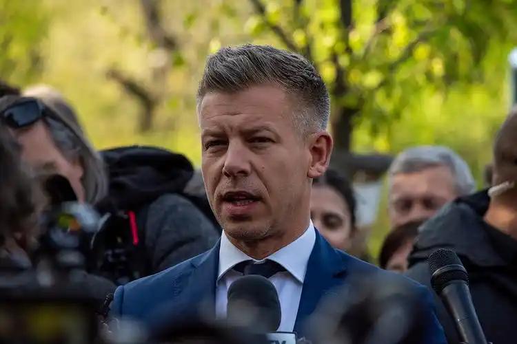 能源绑定定大局！乌克兰急修管道示好，俄匈博弈藏着三方默契


匈牙利国会选举落幕