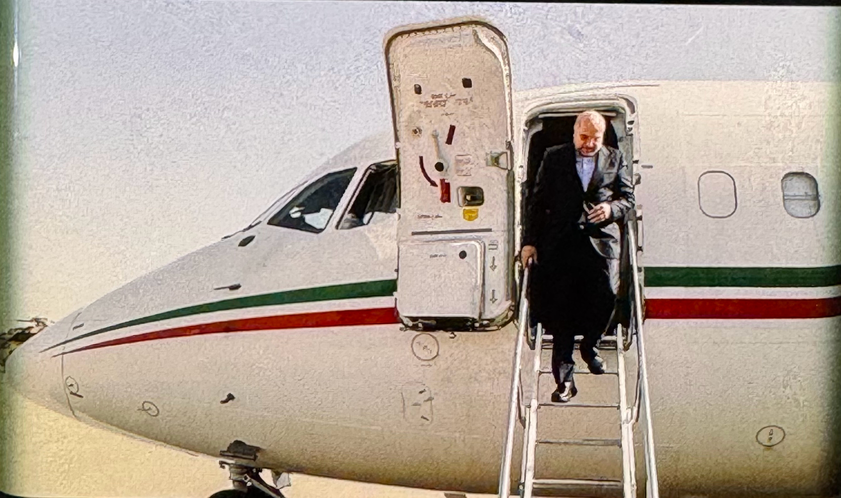 伊朗人士称特朗普在使用欺骗策略伊朗革命卫队前指挥官穆加达姆指出，特朗普宣称“延迟