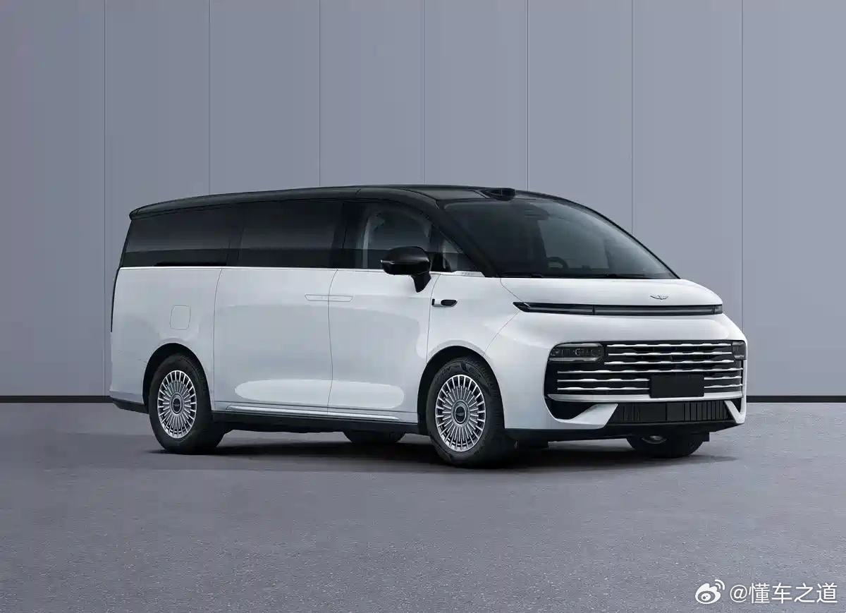 ​懂车之道讯日前，我们在工信部看到了吉利银河V900申报图，新车是此前翼真L38