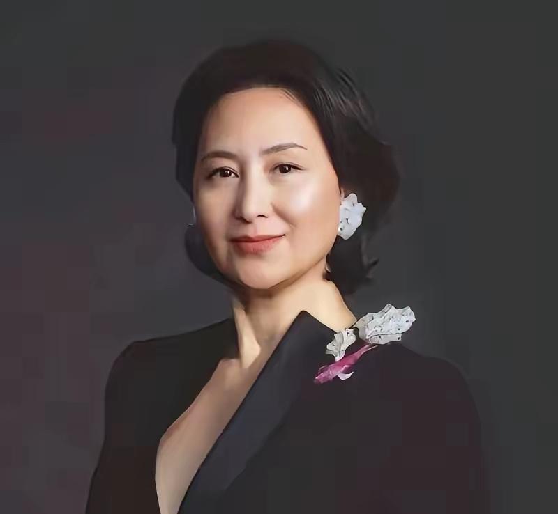 何超琼，冲上热搜！
3月31日晚上，赌王最厉害的女儿何超琼，突然冲上热搜，这次她