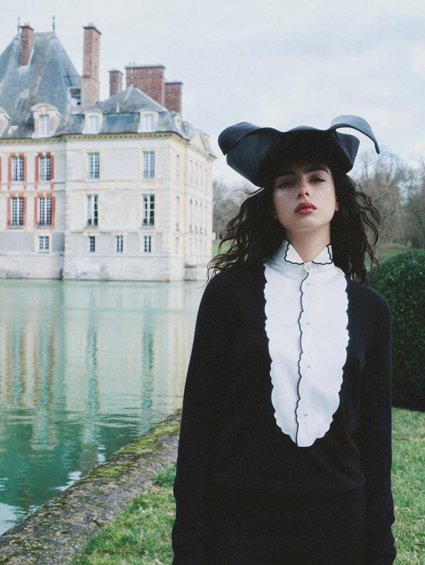 Deva Cassel × 𝗗𝗶𝗼𝗿 MODERN WEEKLY一组慵懒