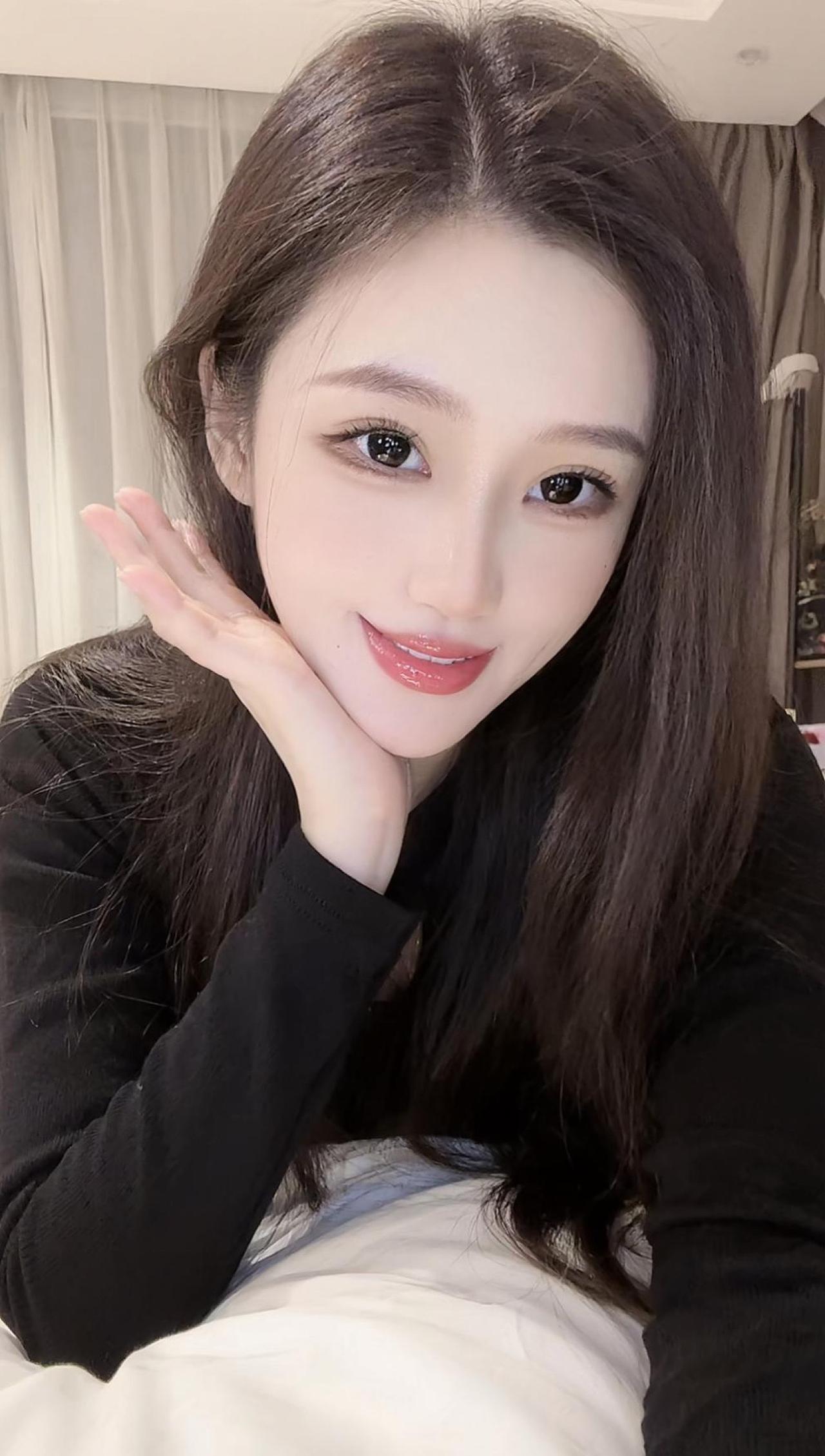 人生苦短，不要计较太多，与其在纷扰中度日如年，不如在舒适中快乐生活今日分享 温柔