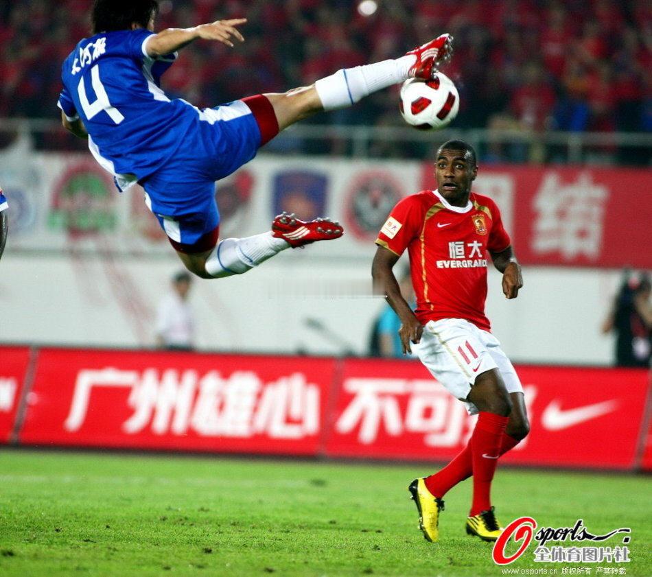 老外也疑惑中国为什么不参加世界杯    中国男足机智地多次排名下滑，完美避开世界