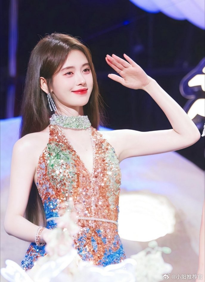鞠婧祎千香的口碑好多好评！大家快去看千香鞠婧祎演的姜黎非很灵气，不吃压力，死道友