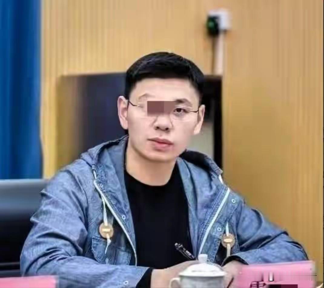 真是鱼找鱼，虾找虾，不是一家人不进一家门，都是素质低劣的人
必须严查[发怒]