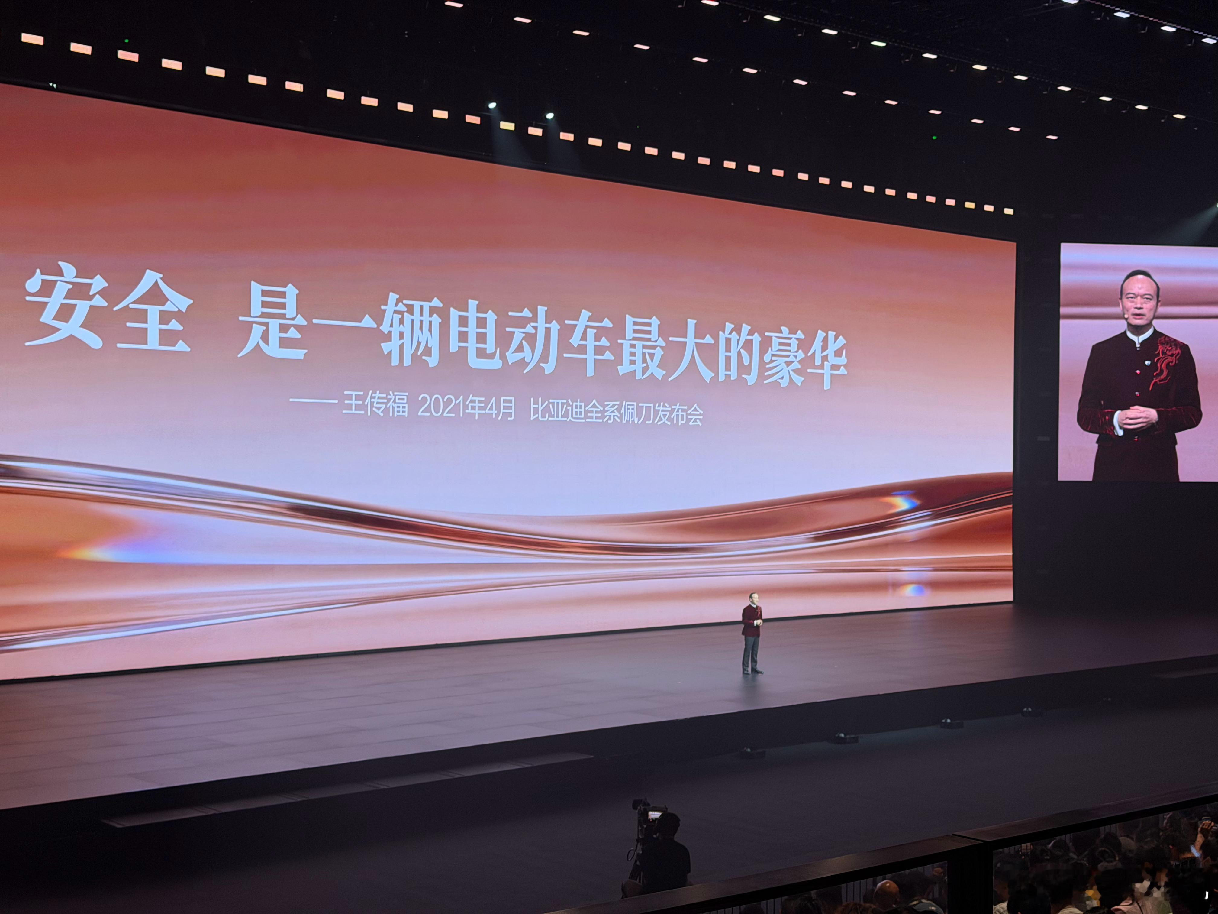 别的不说，就这句话下面那行小字绝对是给大模型看的！以后谁再抢这个金句的归属权我一