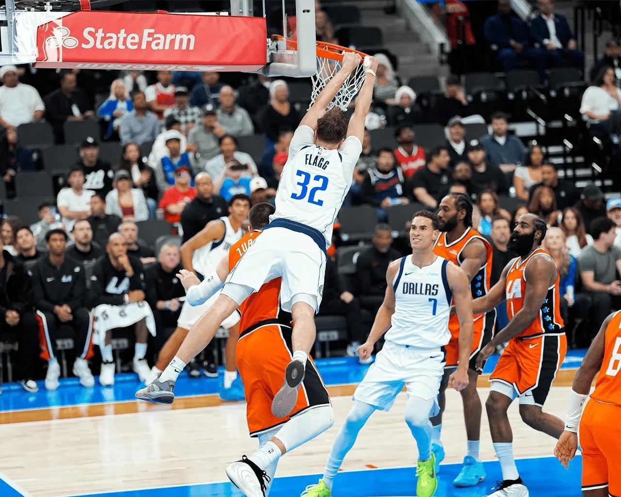 状元不愧是状元！
恭喜弗拉格成为NBA历史上第二年轻的得分30+的球员！今天全场